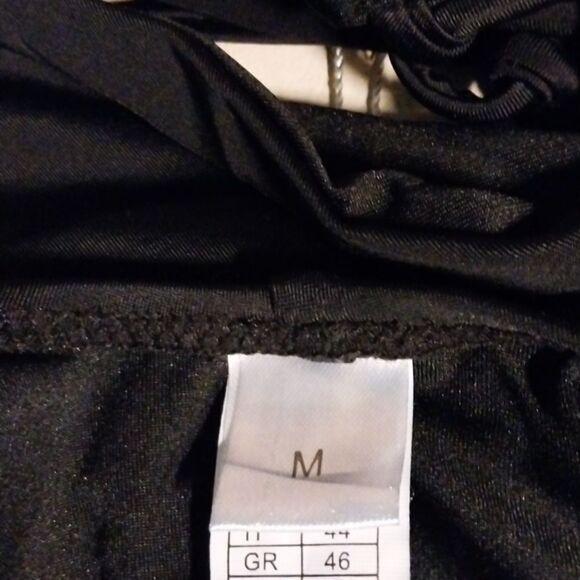 Coana Women Lace Up Sides V front Low Back Swimsuit NWT.     Size M - Picture 5 of 9